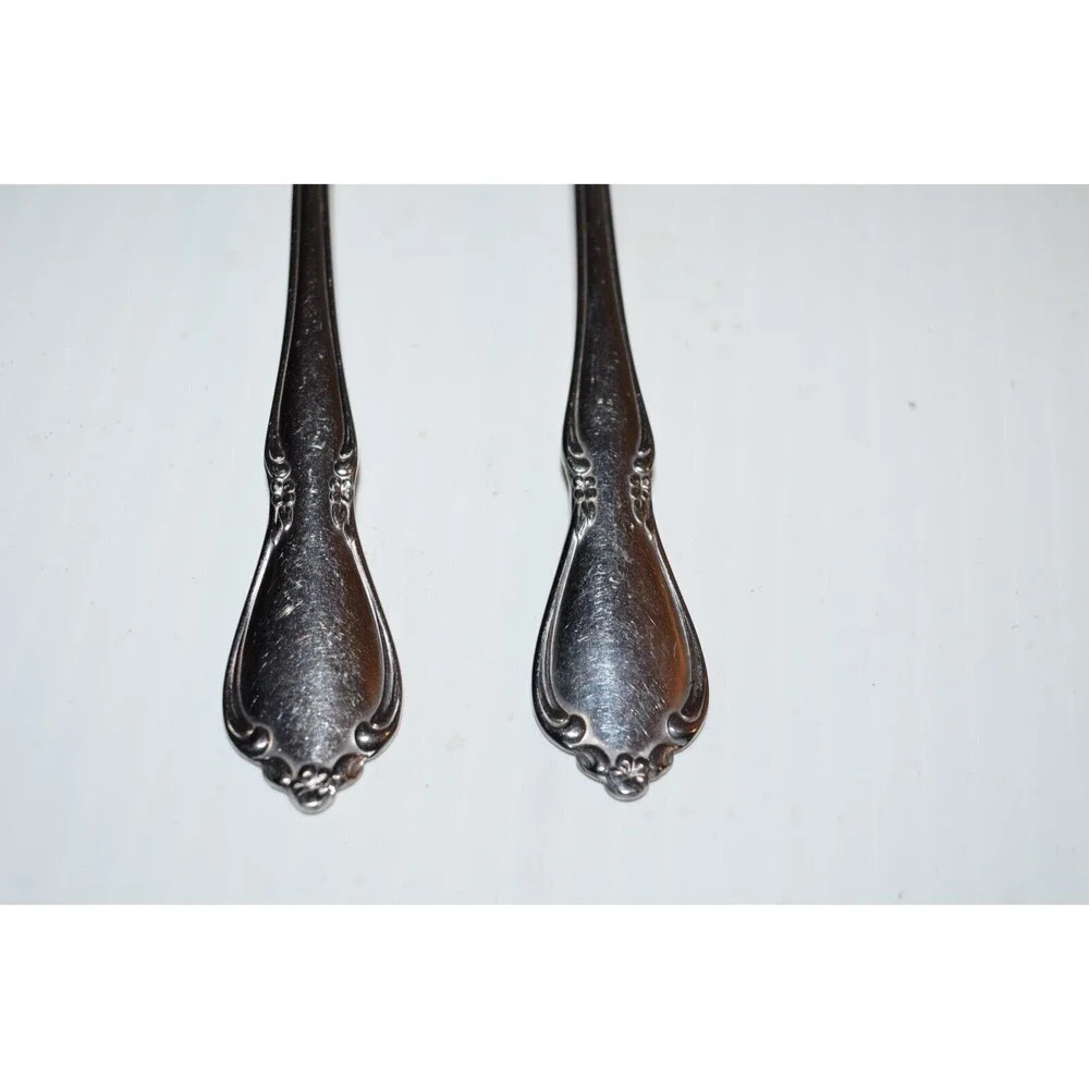 Oneida Deluxe Chateau 2 pc‎ Soup Spoons 6 7/8